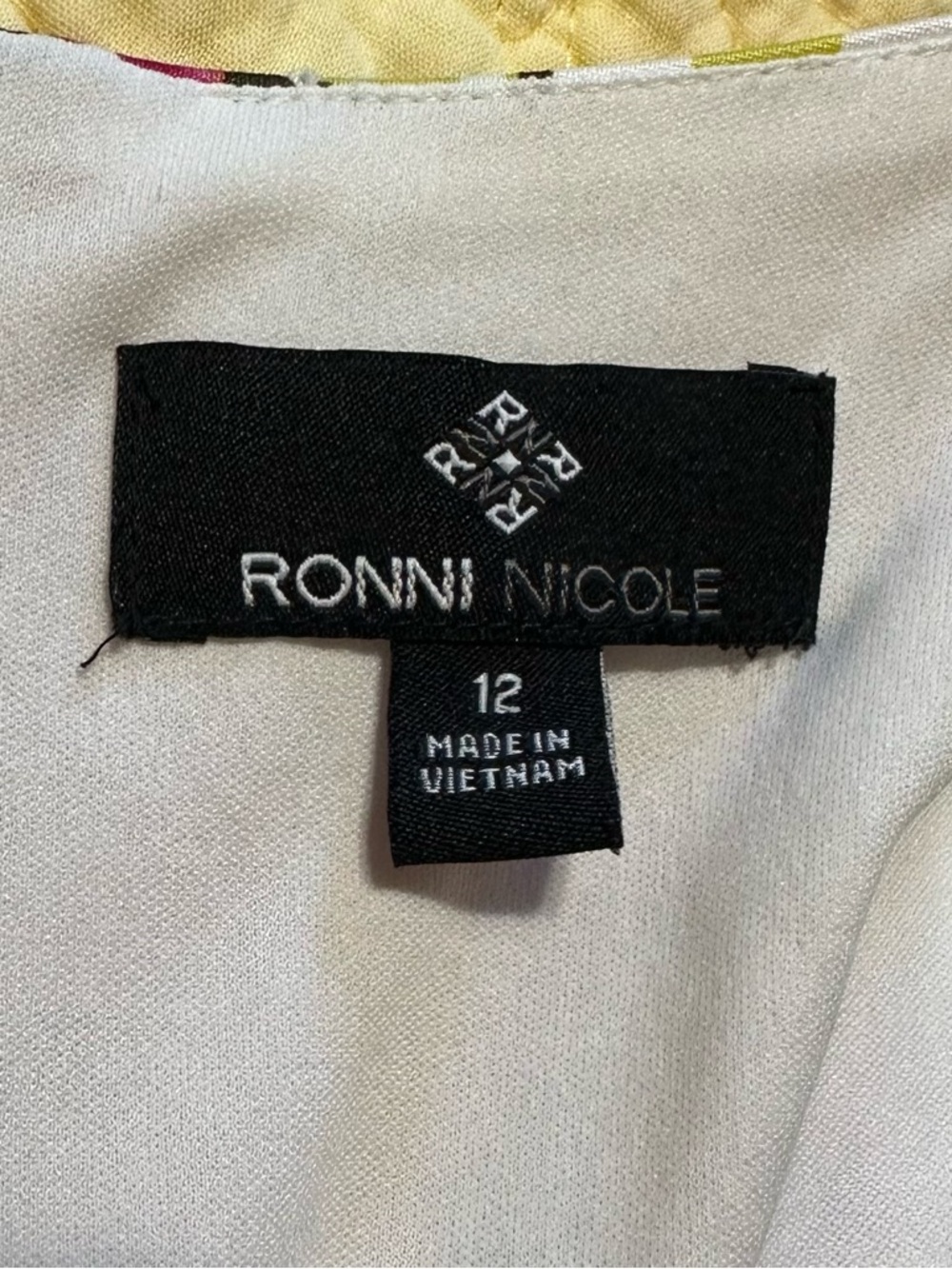 Ronni Nicole Cream Dress with Yellow and Pink Accents size 12 - Picture 5 of 12